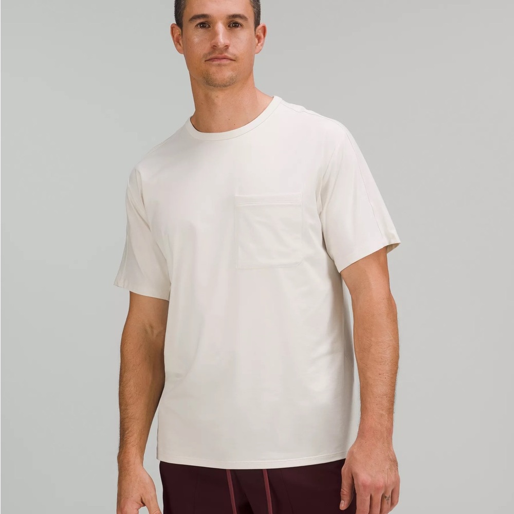 Lululemon - The Fundamental Pocket T Shirt - Size M - White